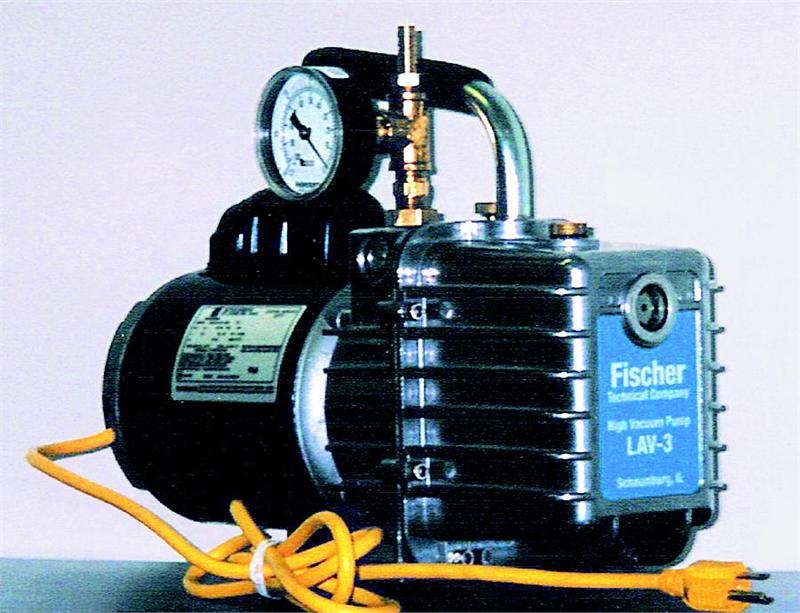 V8069G2 VACUUM PUMP HIGH VACUUM 1 MILLITOR 3CFM W/GAUGE 220V Fischer Technical LAV3/220/G